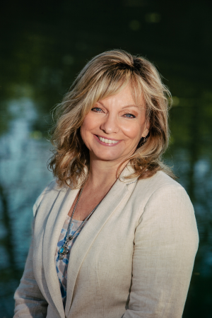 Carol Schultz Junge