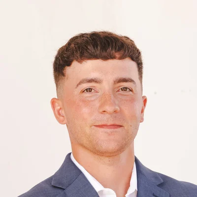 Ryan Luchs, Associate, C2 Commercial